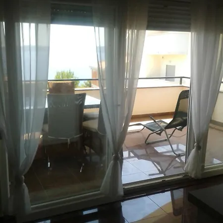 Svalina - Seaview And 130m From Apartment