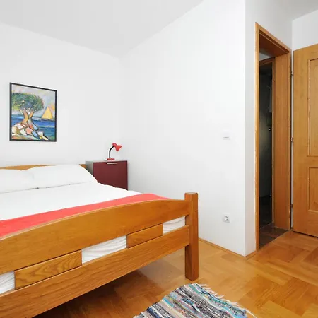 Svalina - Seaview And 130m From Apartment