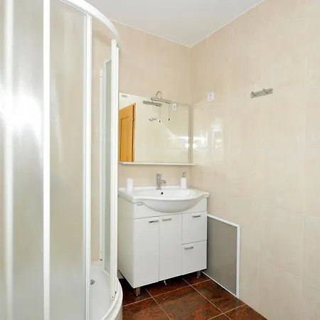 Apartment Svalina - Seaview And 130m From *