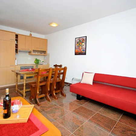 Svalina - Seaview And 130m From Apartment