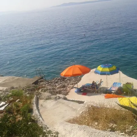 Apartment Svalina - Seaview And 130m From