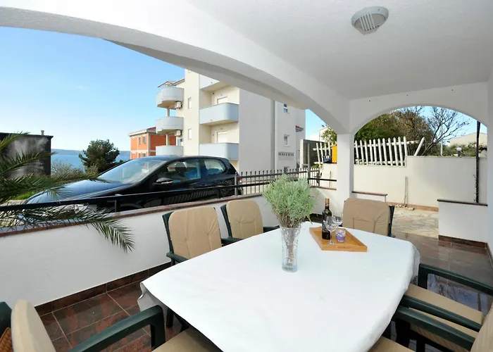 Svalina - Seaview And 130m From Daire *