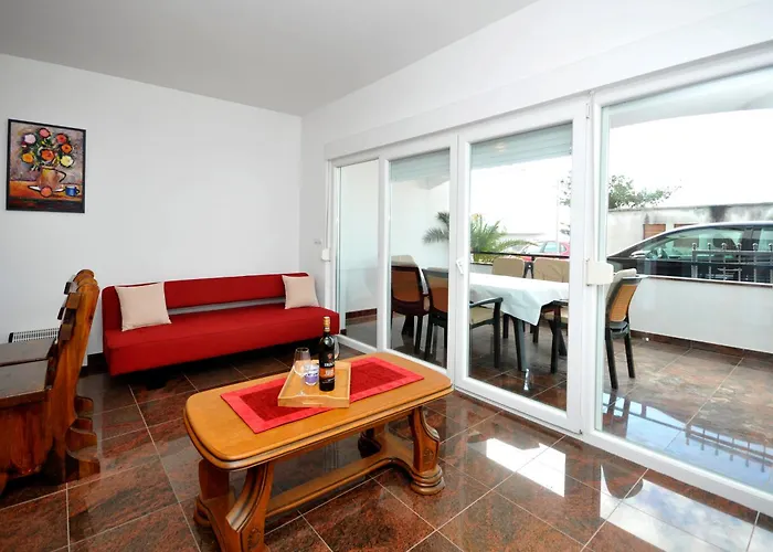 Svalina - Seaview And 130m From Daire *