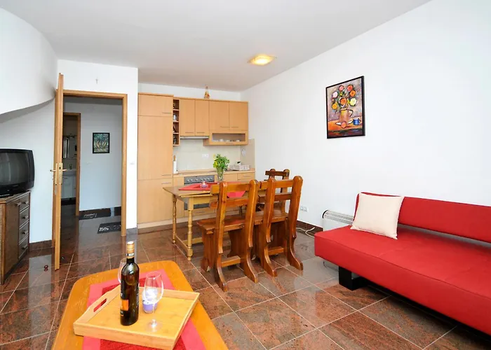 Svalina - Seaview And 130m From Daire Trogir
