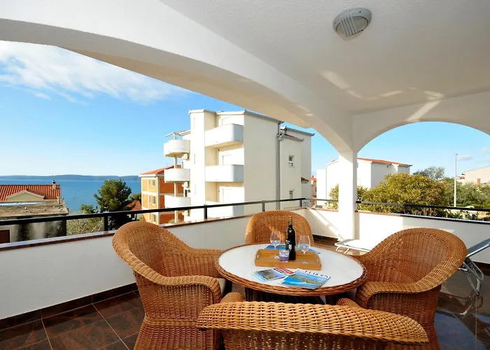 Daire Svalina - Seaview And 130m From Trogir