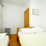 Svalina - Seaview And 130m From Apartamento *