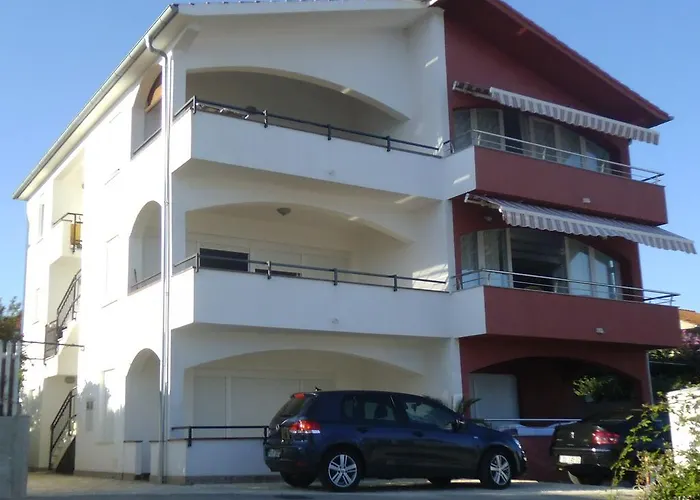 Svalina - Seaview And 130m From