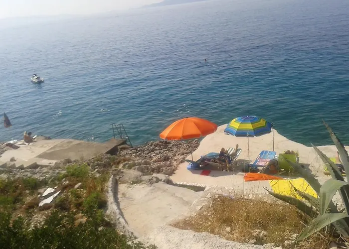 Lejlighed Svalina - Seaview And 130m From